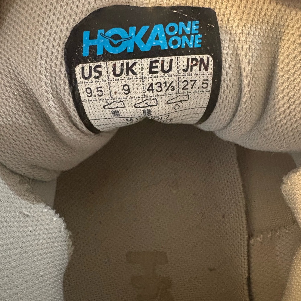 Hoka Bondi 7 Men's Light Gray Athletic Shoes - Picture 4 of 5